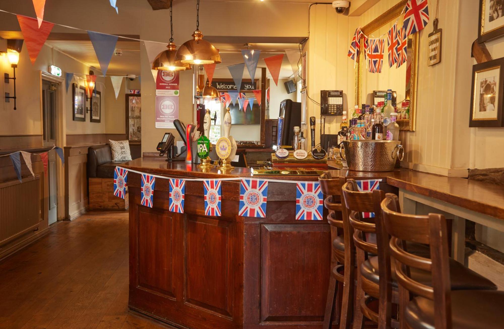 The Bell Hotel Woburn By Greene King Inns 외부 사진